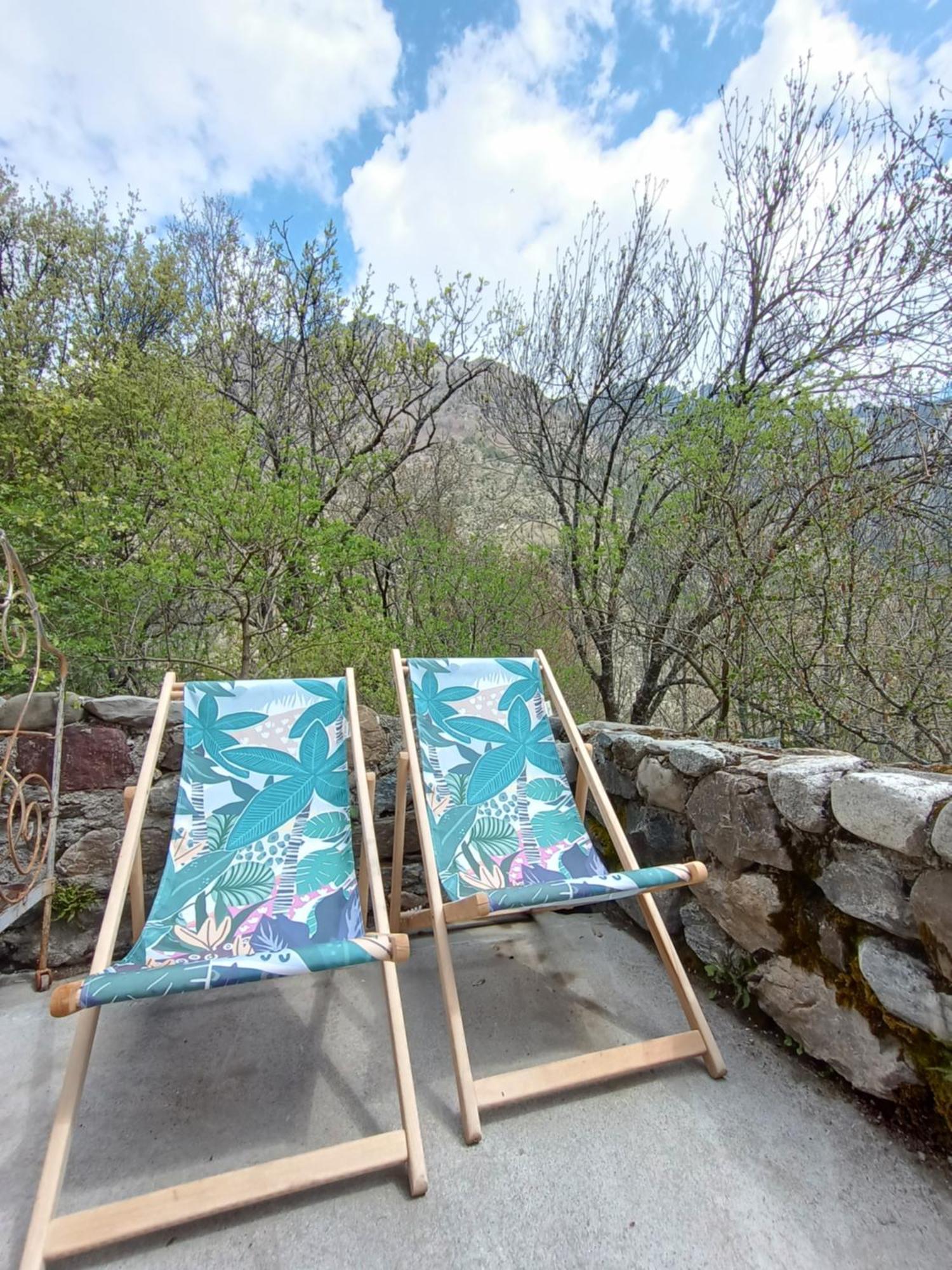 Chambre Ou Gite Dans Une Maison De Montagne - De Suzon A Zelie Entraigues  Pokoj fotografie